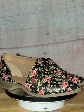 Qupid Floral Flats